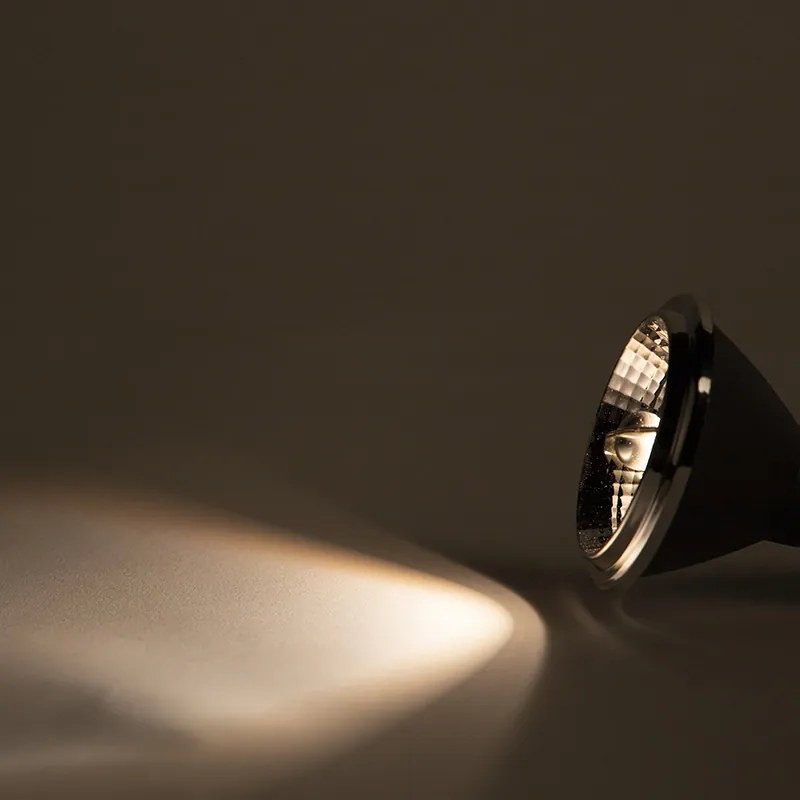GU10 dim to warm LED lamp AR70 6W 320 lm 2000K-3000K