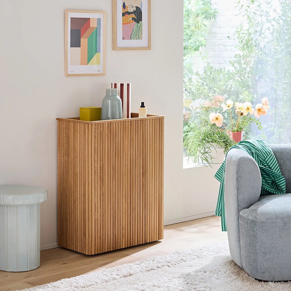 Wandtafel, opbergruimte op wielen, eiken fineer, Tamula