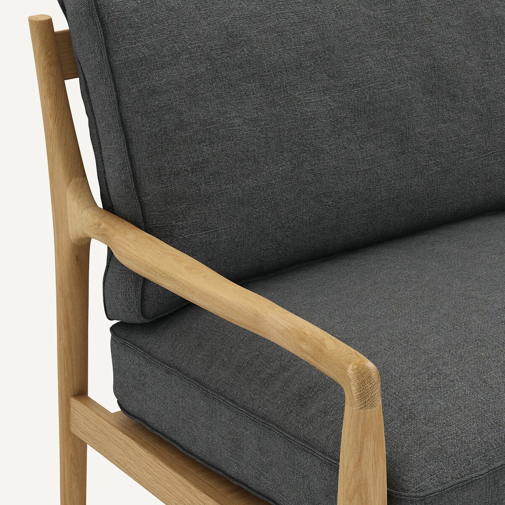 Fauteuil van eiken, fineer en linnen, Dilma