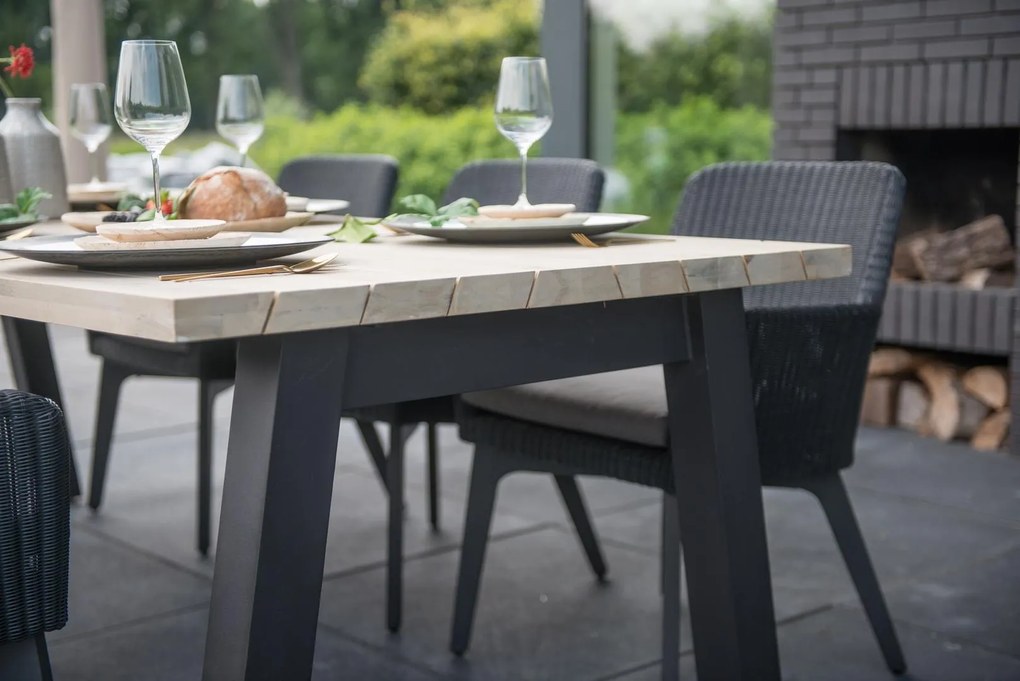 4 Seasons Outdoor | Lisboa dining set derby dining tafel  Tuinset    houtkleur weerbestendig