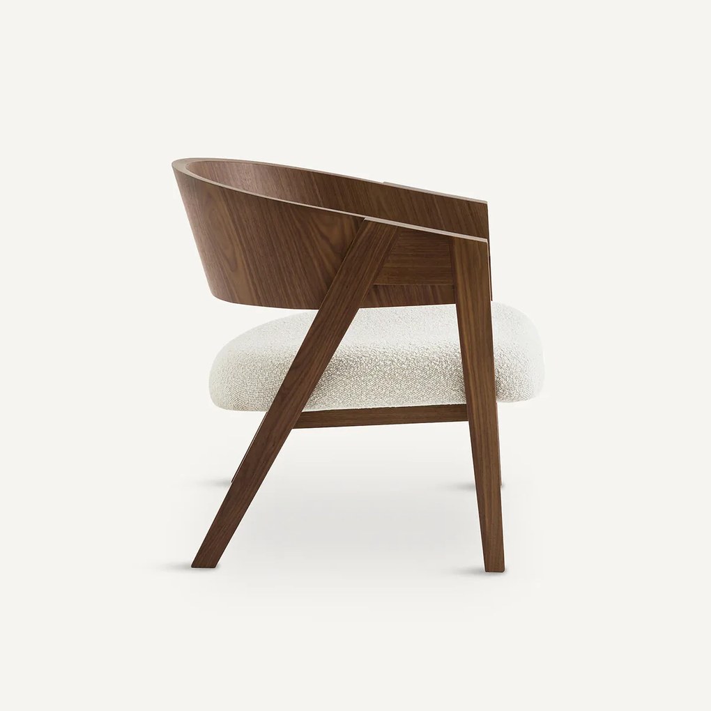Fauteuil in notenhout en bouclette stof, Charly