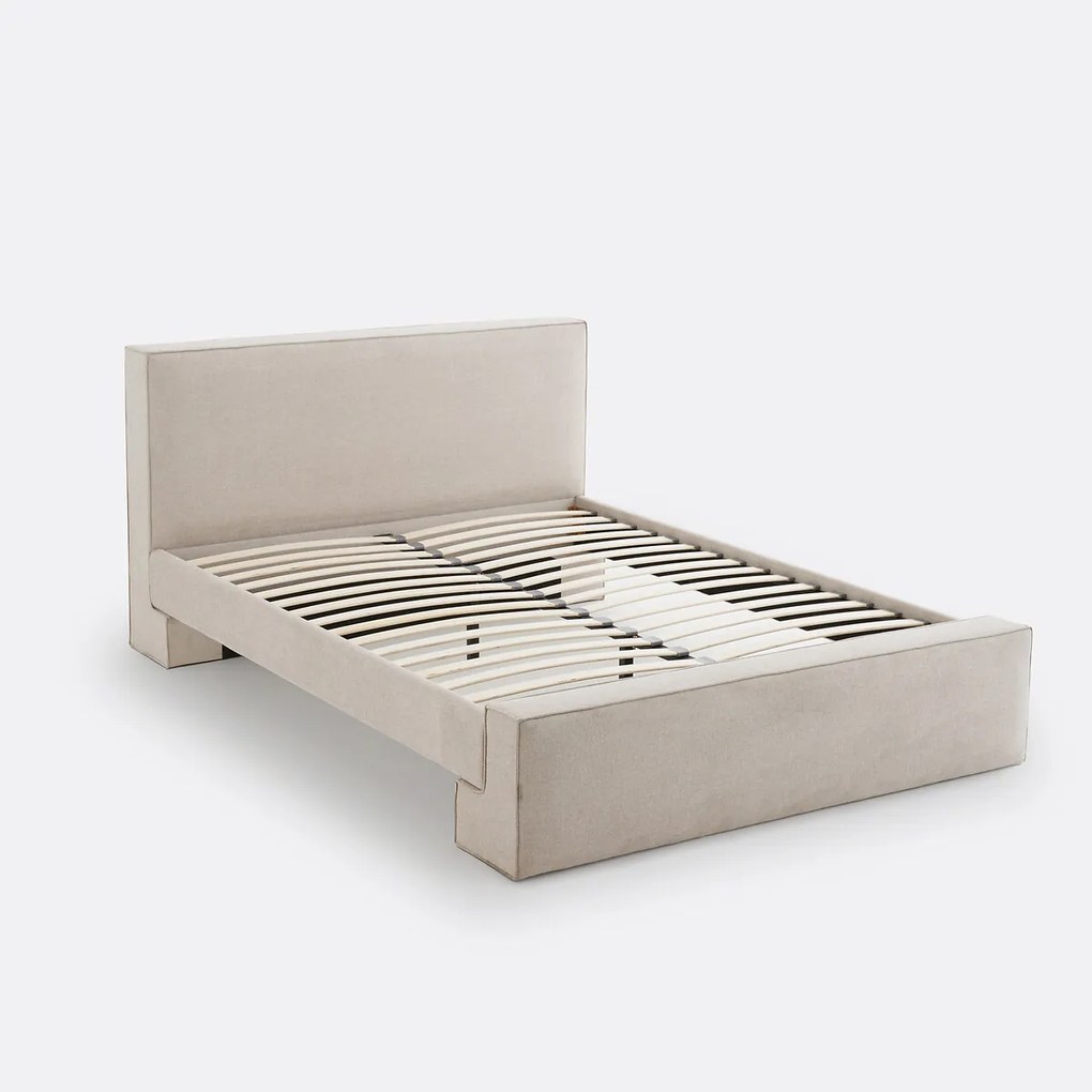 Gestoffeerd bed met lattenbodem, Arry