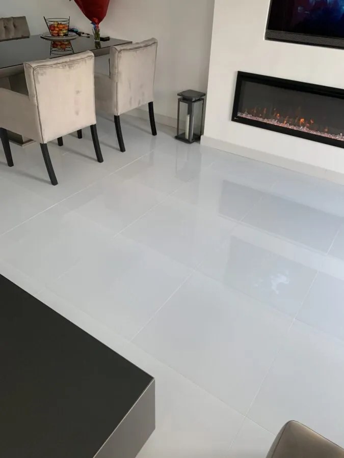 Hoogglans Vloertegel 60x60 Cm Super Wit NR54