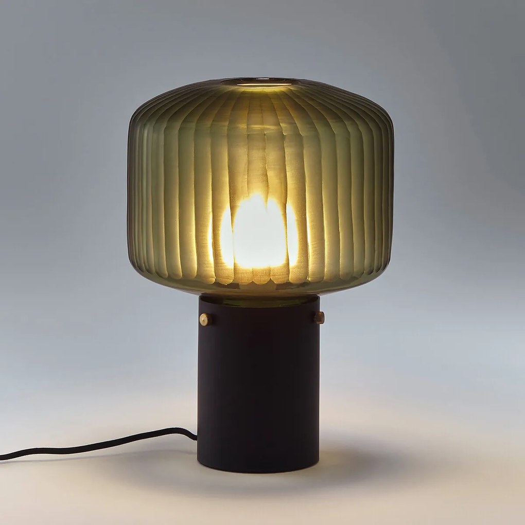 Lamp, geblazen en getint glas, Kiwango