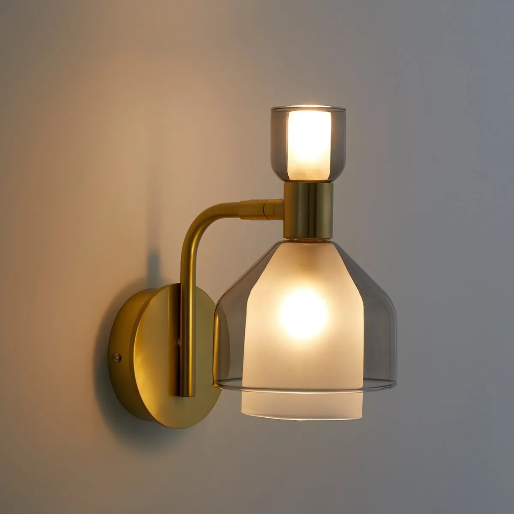 Wandlamp in messing en rookglas, Amoris