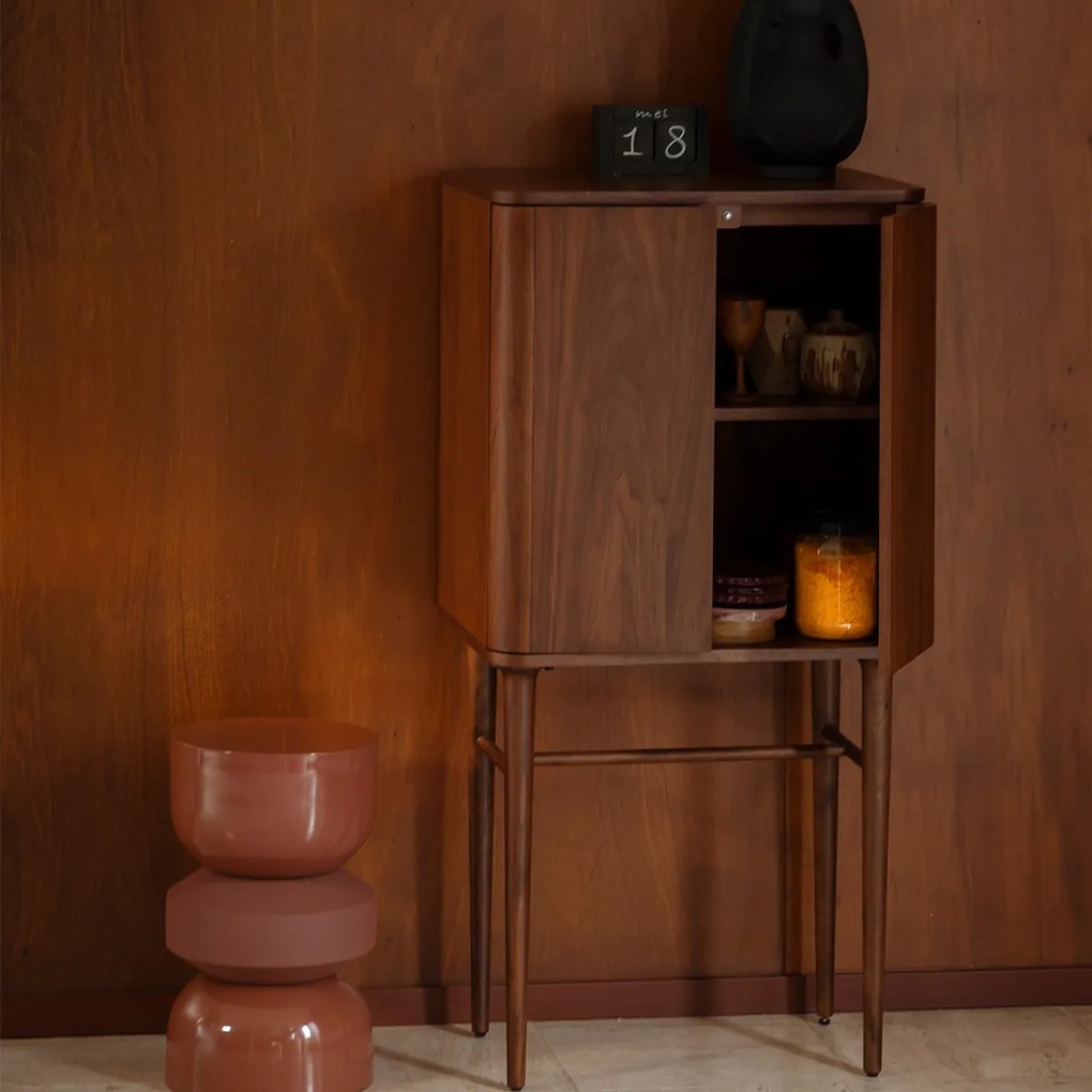 Dutchbone Morrison Vintage Kast Walnoot Op Hoge Poten - 62x45x125cm.