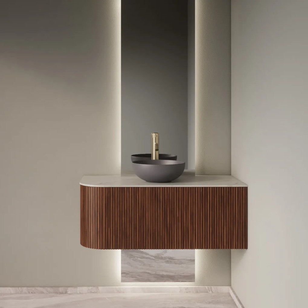 Gliss Design Alluro badmeubel ribbelfront met ronding links 100cm walnut en wit marmer toppaneel