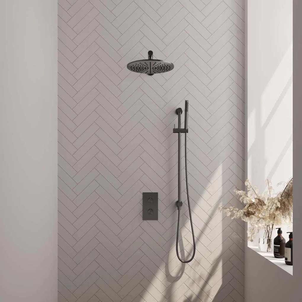 Brauer Gunmetal Edition complete inbouw regendouche met staafhanddouche, rechte wandarm, glijstang en hoofddouche 30cm set 38 gunmetal geborsteld PVD