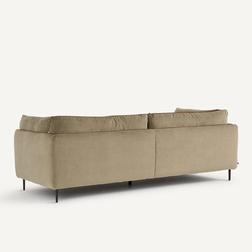 Bank in linnen fluweel, BOTERO