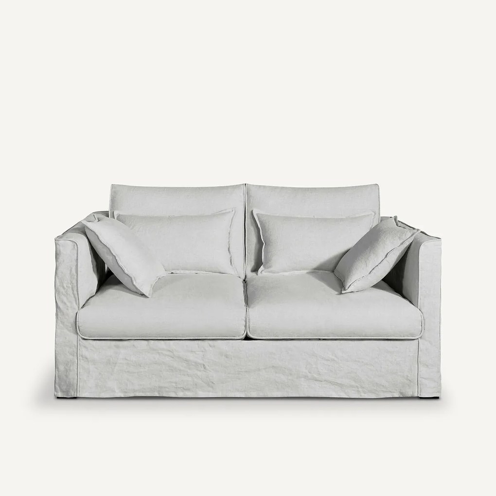 Bankhoes in gekreukt linnen, Camille