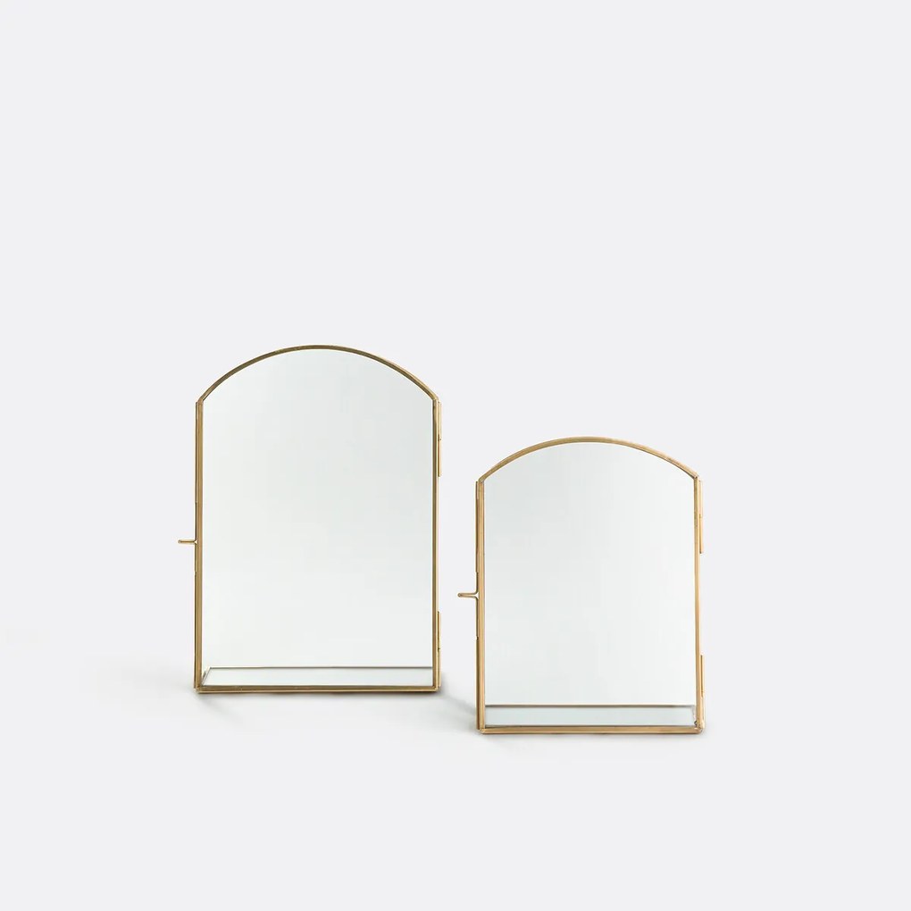 Set van 2 frames, Uyova