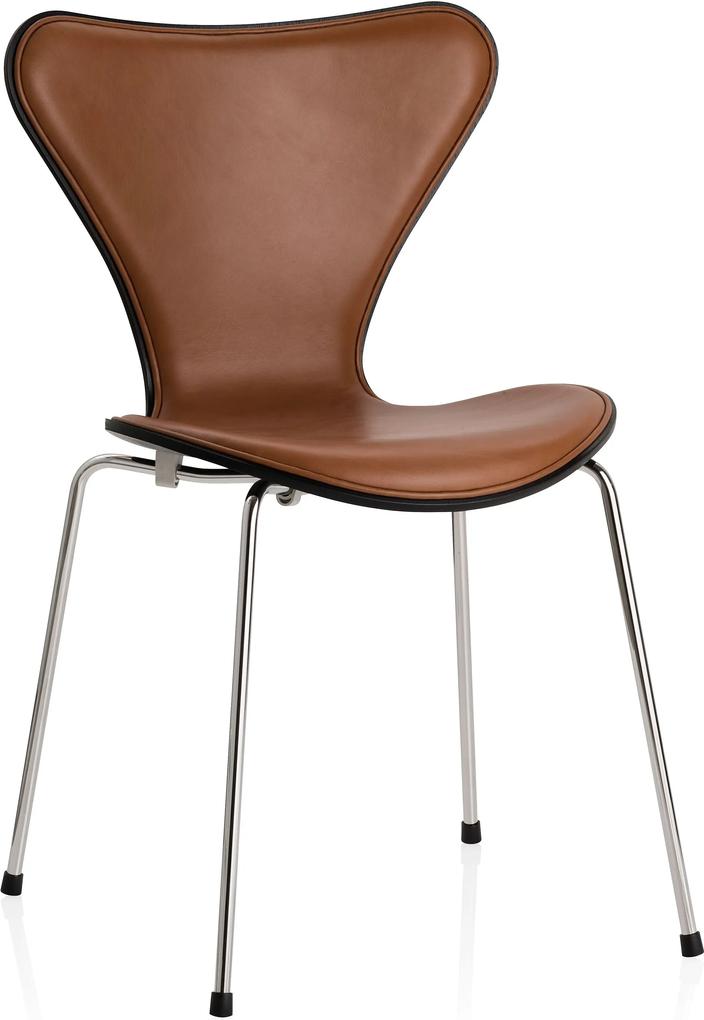 Fritz Hansen Vlinderstoel Series 7 stoel front upholstery Elegance leder walnut gekleurd essen zwart