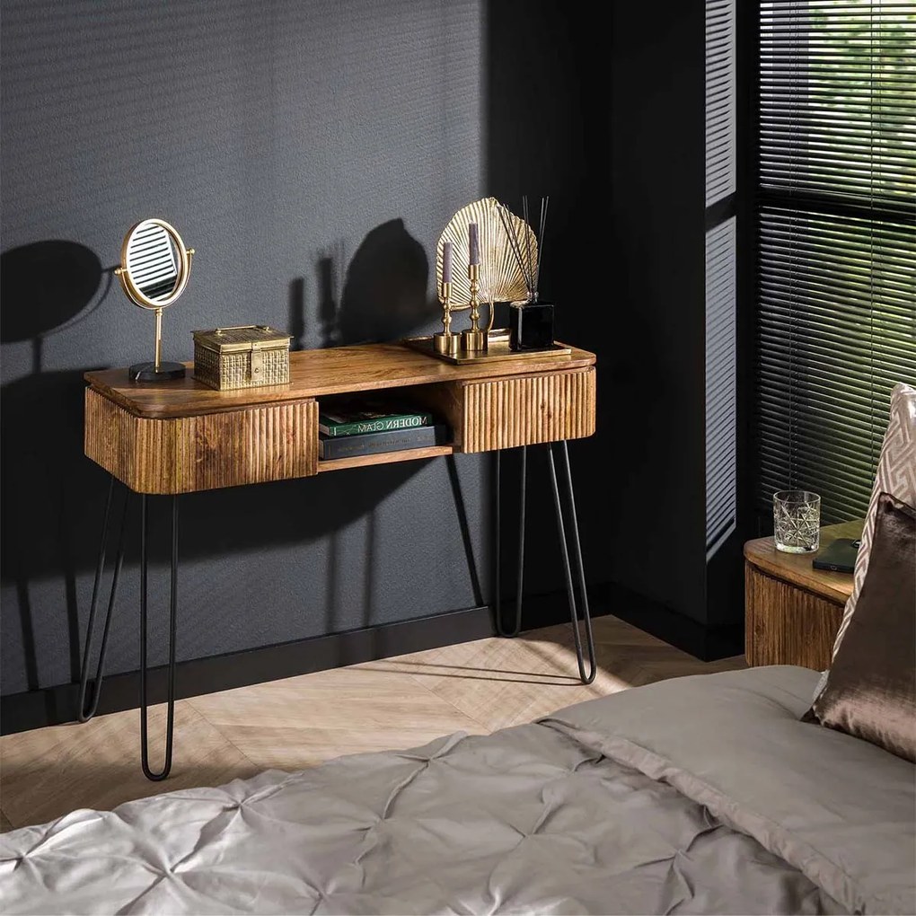 Houten Sidetable Met Ribbels - 110 X 40cm.