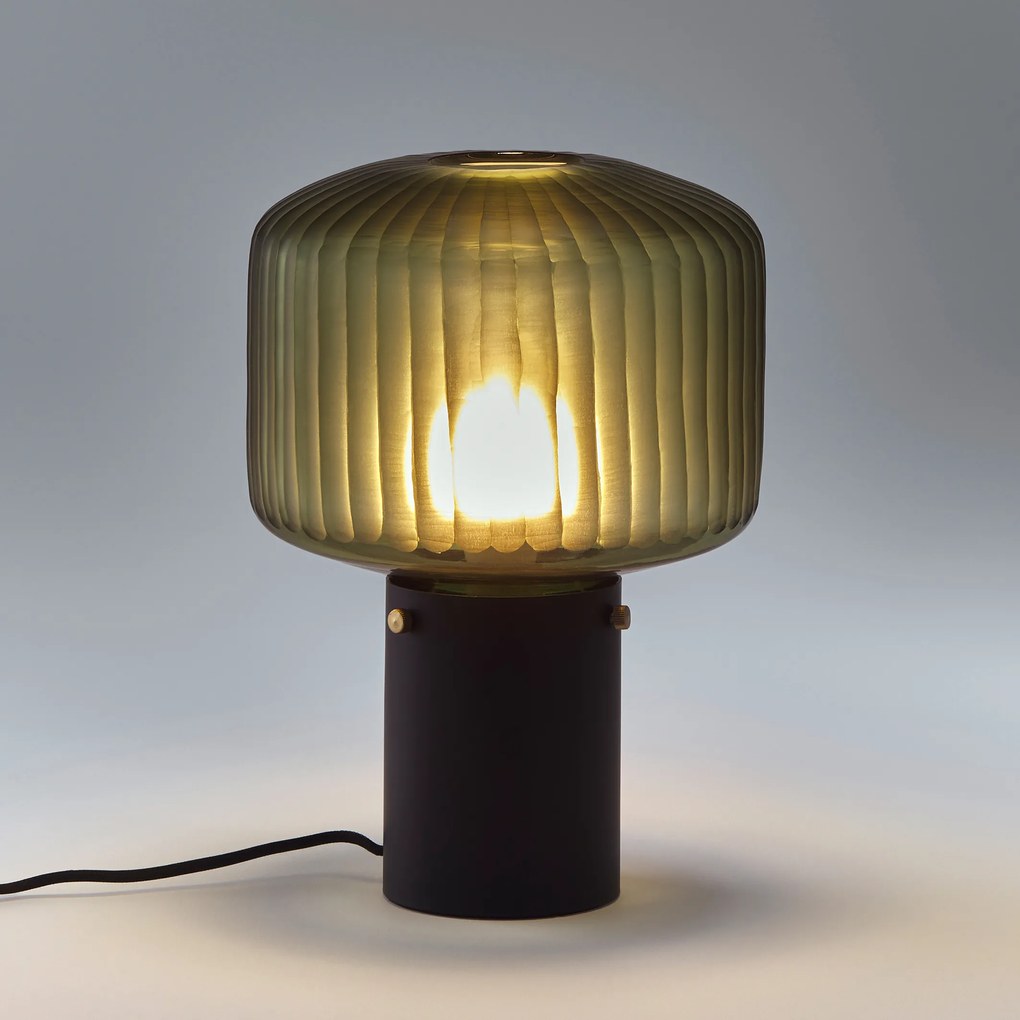 Lamp, geblazen en getint glas, Kiwango