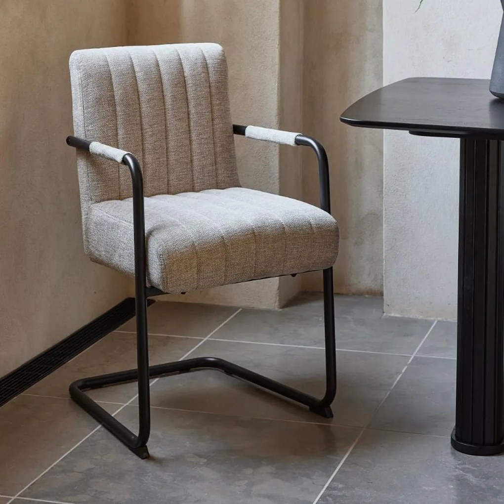 Eetkamerstoel Beige Met Armleuning