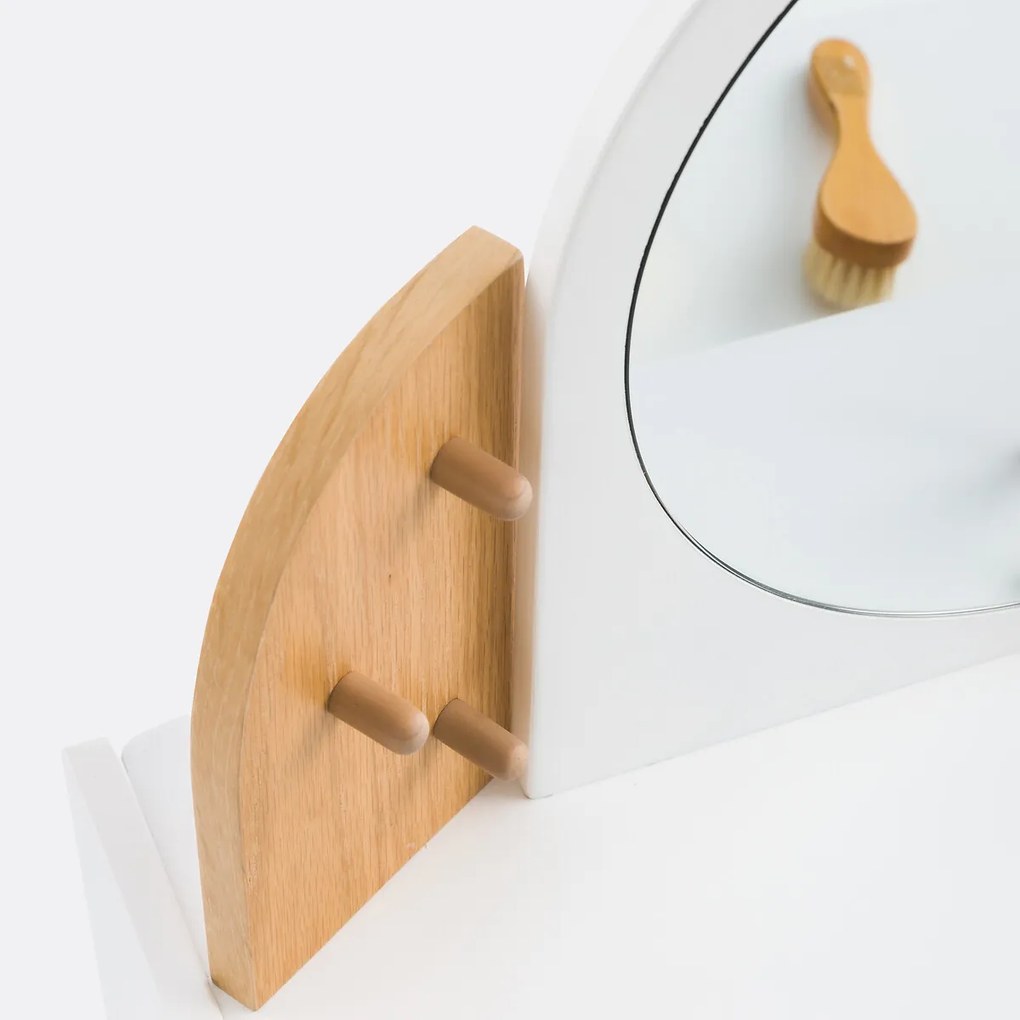 Kaptafel met kruk, Lorette