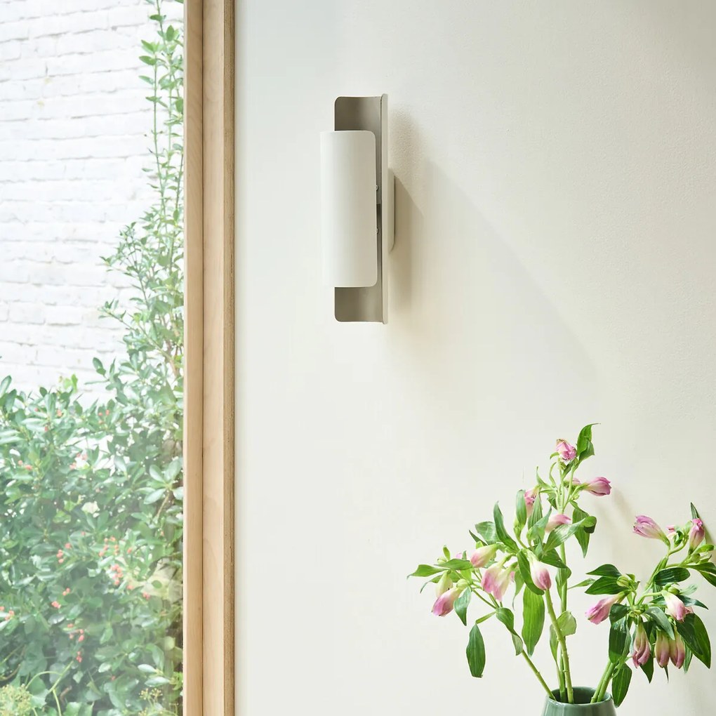 Wandlamp in metaal, Keinta