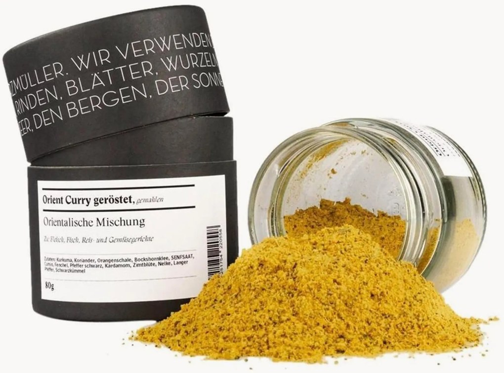 Geroosterde & gemalen oosterse curry