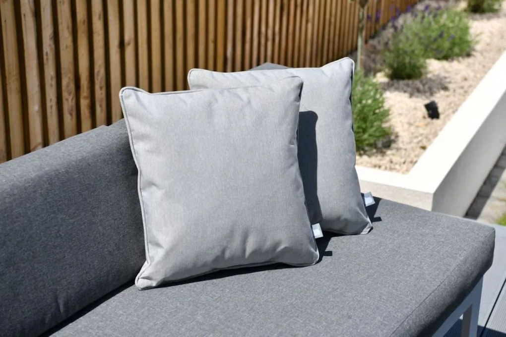 B-cushion Kussen Outdoor - Pastel Blauw