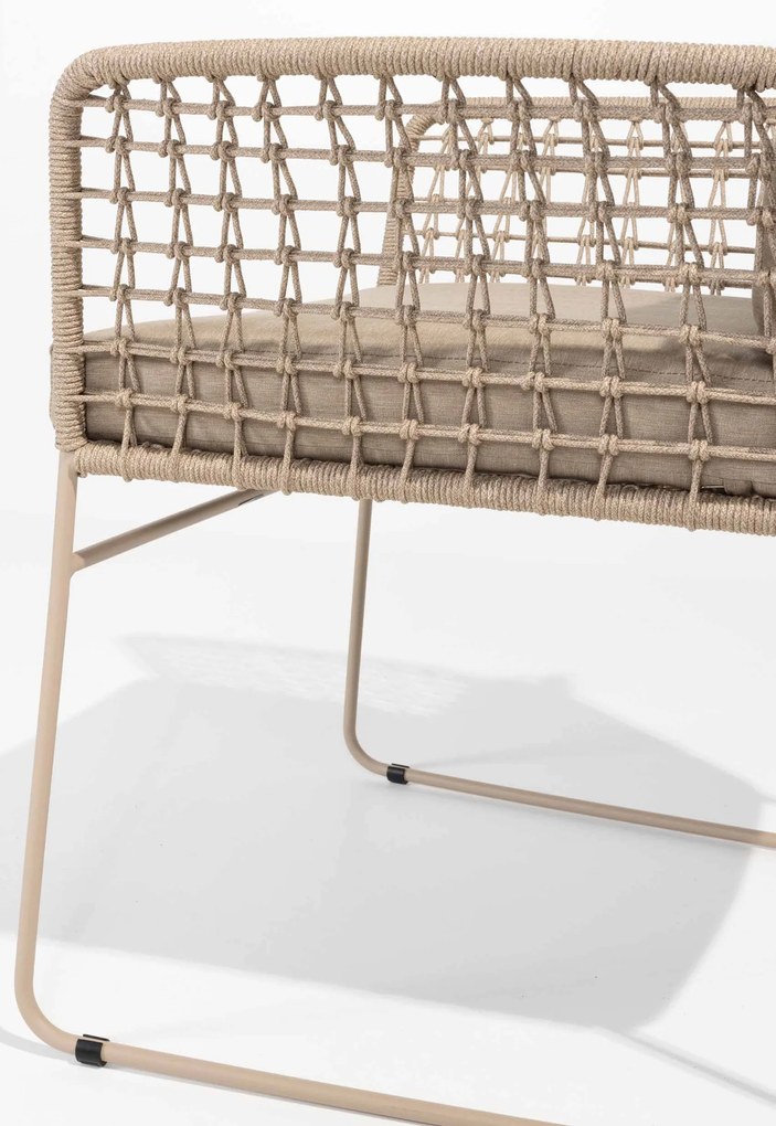 Taste by 4 Seasons Outdoor Albano dining set latte met Quatro tafel met Robusto teak blad 220 cm SALE Tuinset beige weerbestendig