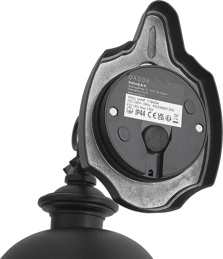 Klassieke buiten wandlamp zwart met helder glas IP44 - Genoa