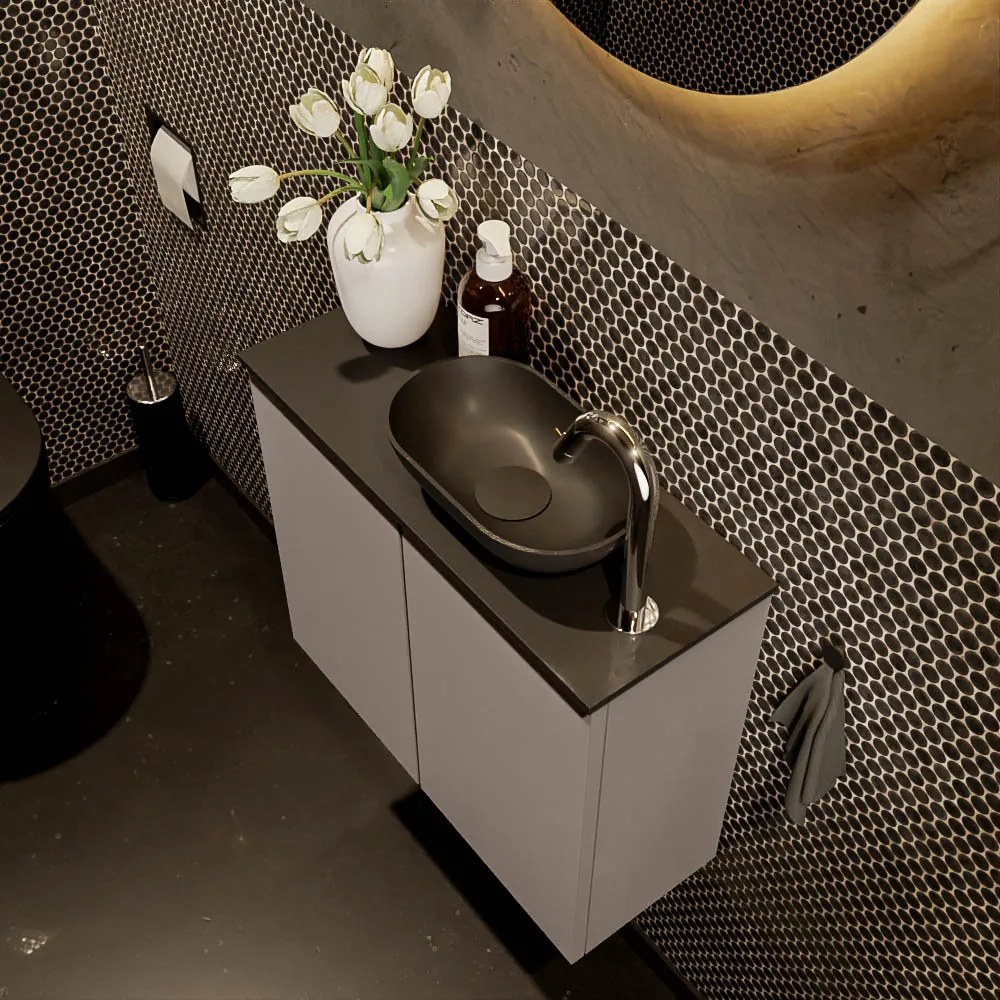 Mondiaz Fowy toiletmeubel 60cm smoke met zwarte waskom rechts en kraangat