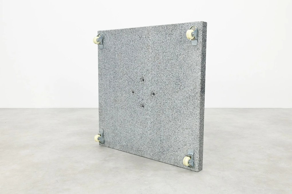 Platinum Challenger Zweefparasol T2 3x3 m - Olijf met voet en hoes