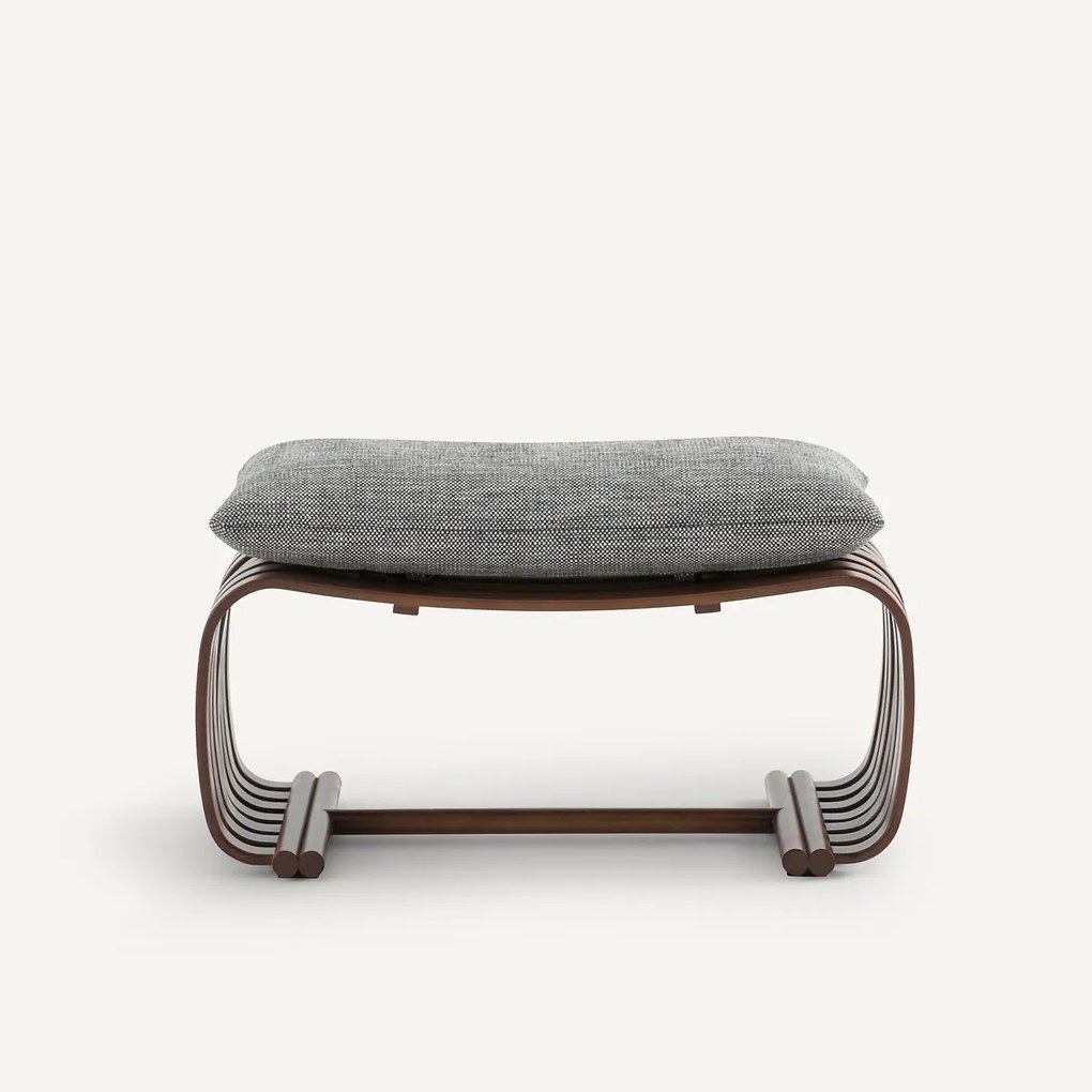 Poef in bamboe Zhao, design E.Gallina