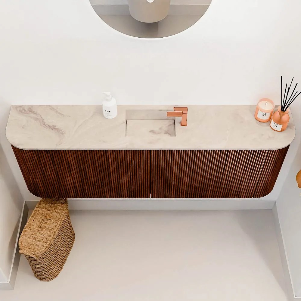 Mondiaz Joya DLux 125cm toiletmeubel ronding links/rechts ruby met wastafel faye midden 1 kraangat frappe
