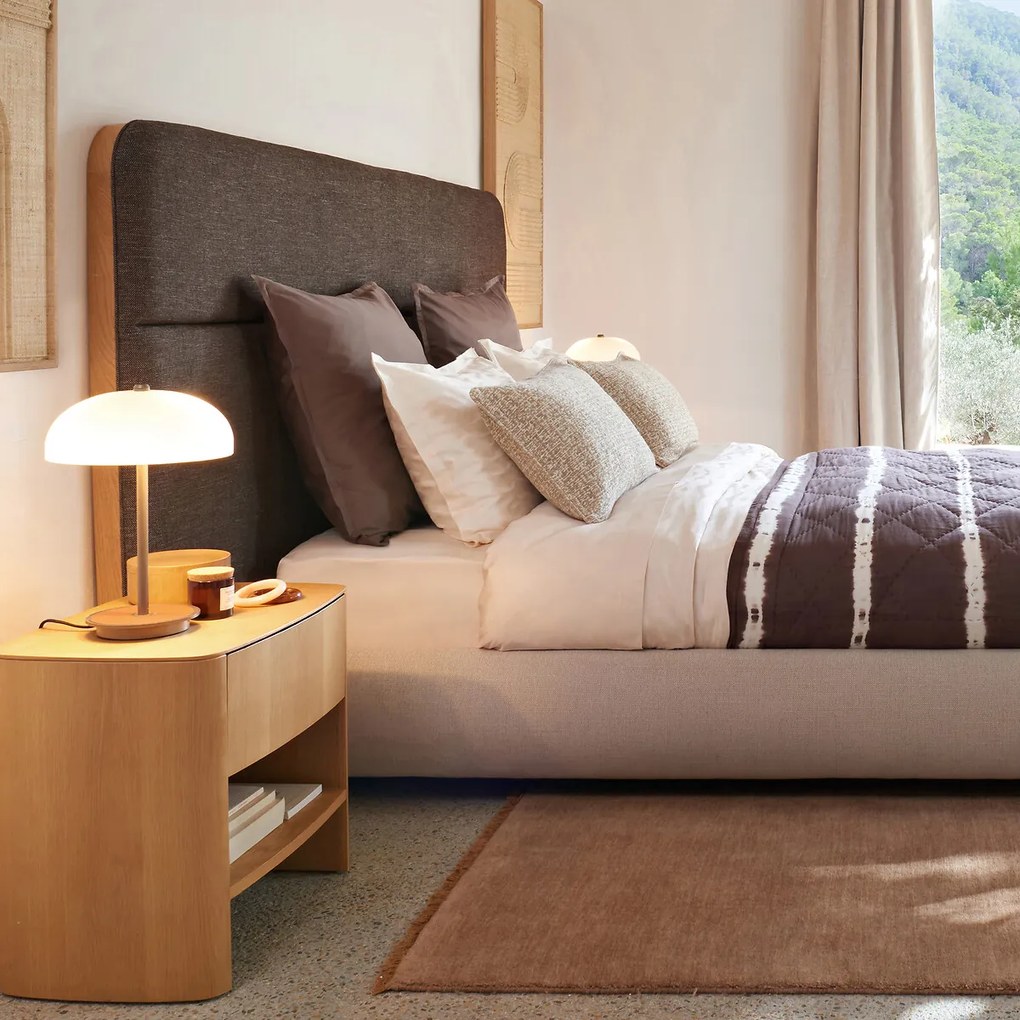 Hoofdbord in gevlekte stof met frame in eikenfineer, NOEN