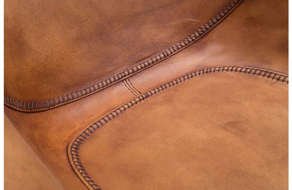 Goossens Excellent Eetkamerstoel Jorg cognac leer met armleuning, urban industrieel