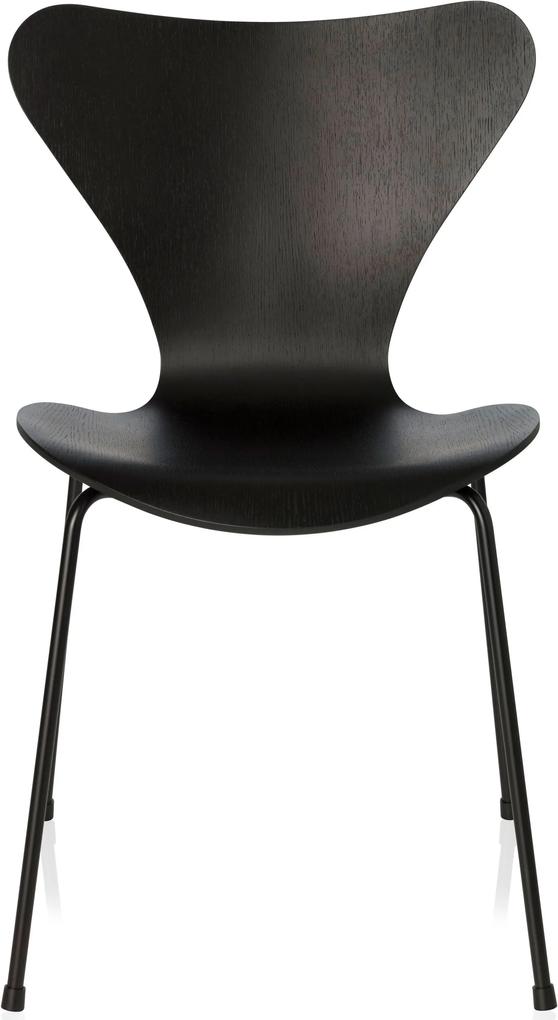 Fritz Hansen Vlinderstoel Series 7 stoel gekleurd essen zwart gepoedercoat onderstel