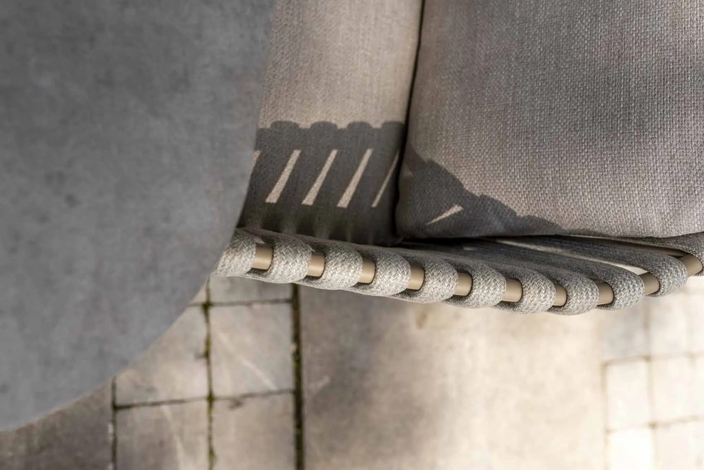 Taste by 4 Seasons Eva tuinset latte met Denia tafel latte met geprint keramisch blad 240 cm SALE Tuinset beige weerbestendig