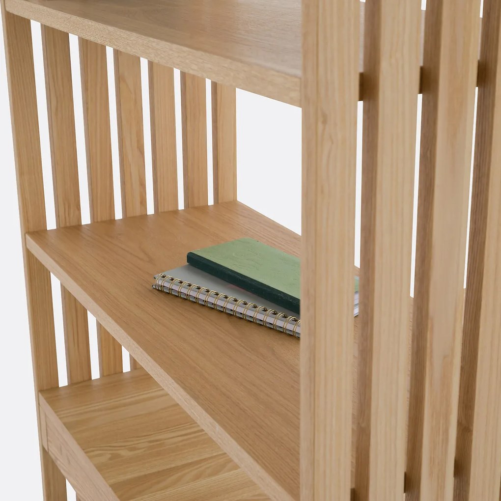Omkeerbaar bureau boekenkast, Theonie