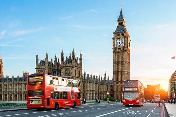 Foto London Big Ben and traffic on Westminster Bridge, Sylvain Sonnet