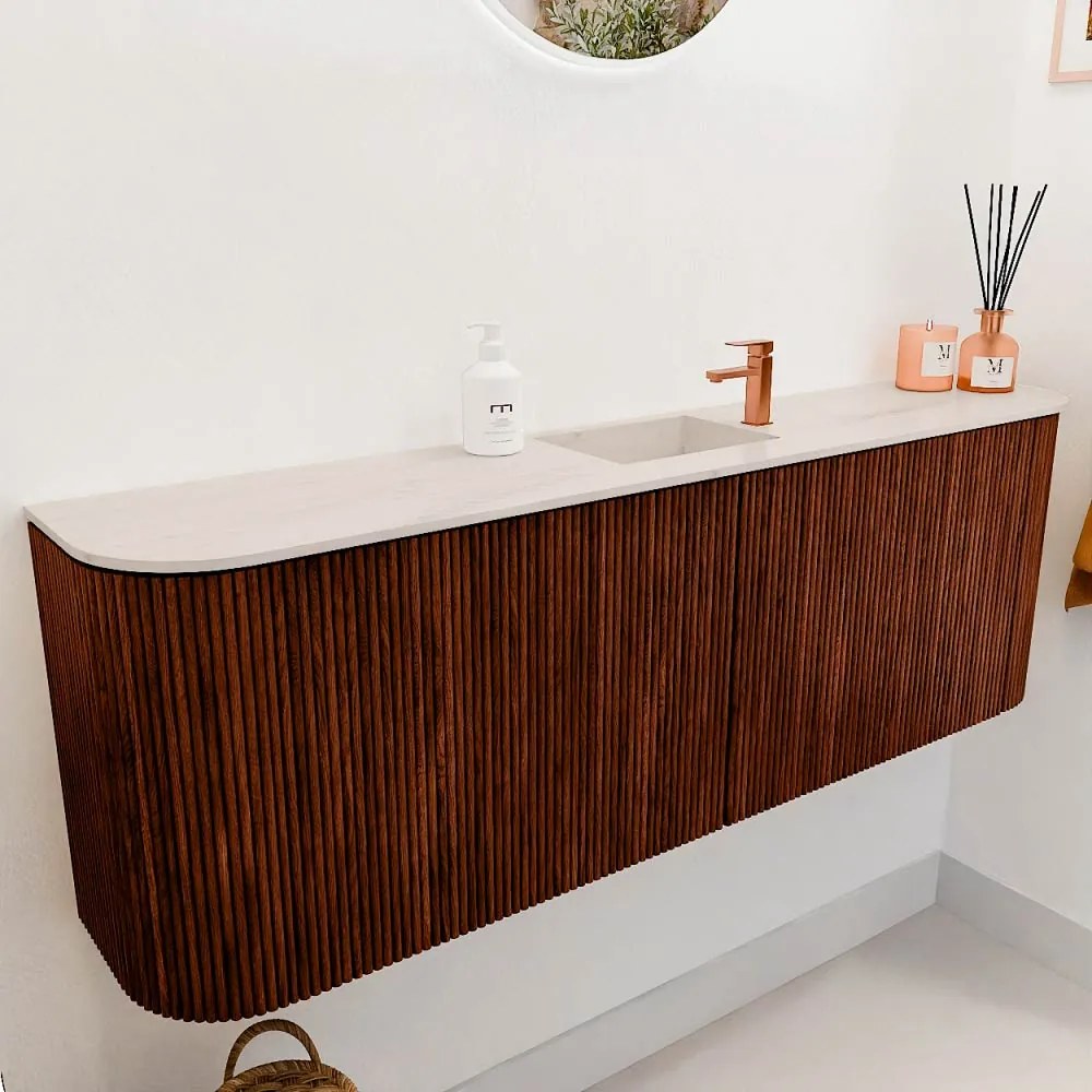 Mondiaz Joya DLux 125cm toiletmeubel ronding links/rechts ruby met wastafel faye midden 1 kraangat meli