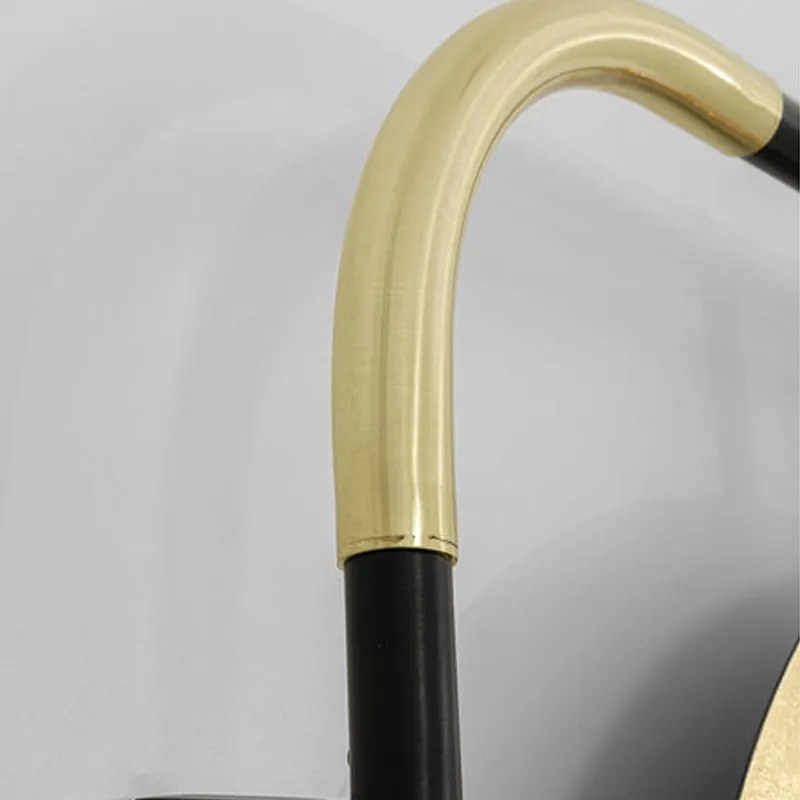 Grote Design Wandlamp Met Goud