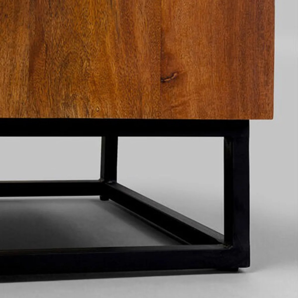 Houten Dressoir Met Houtsnijwerk - 177x45x75cm.