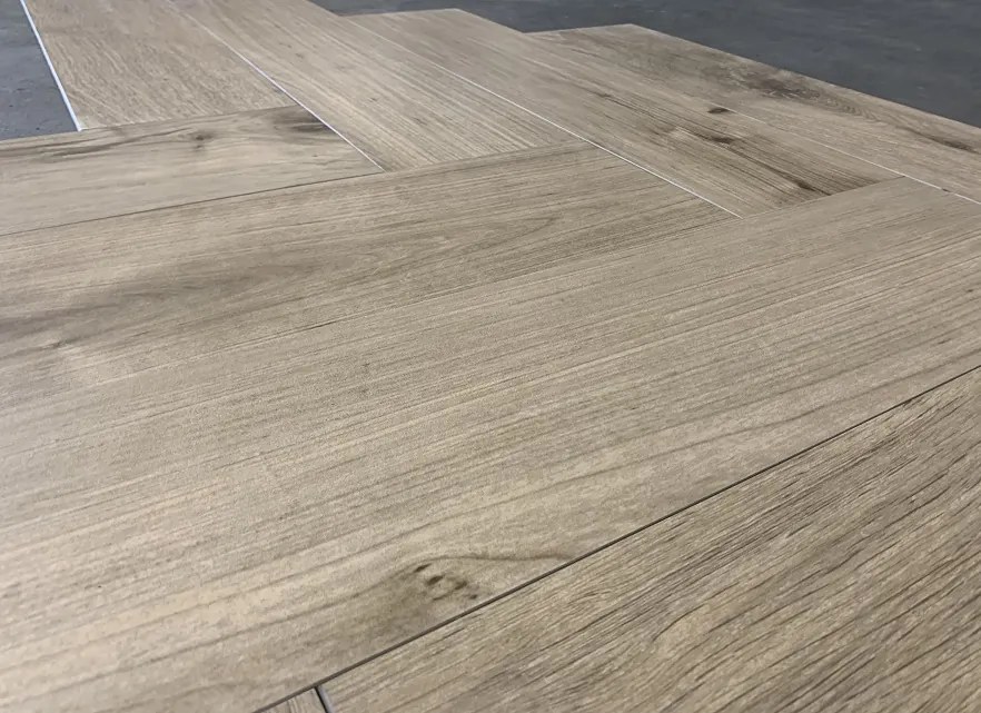 Keramisch Parket Visgraat 15x60 Franse Eiken Beige DC4