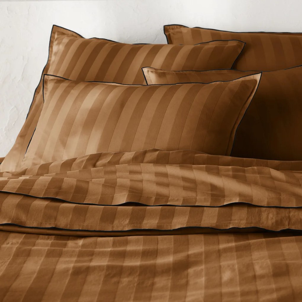 Dekbedovertrek in gewassen katoensatijn met 118 draden, streep Victor