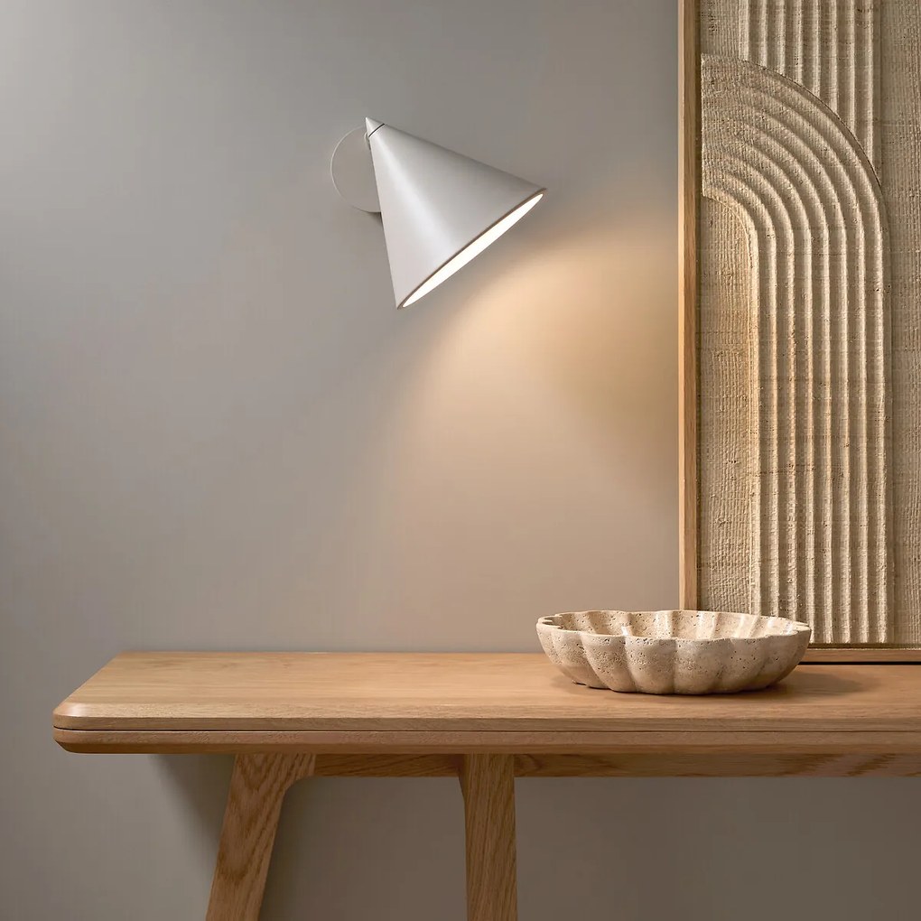 Enkelvoudige wandlamp, Moke