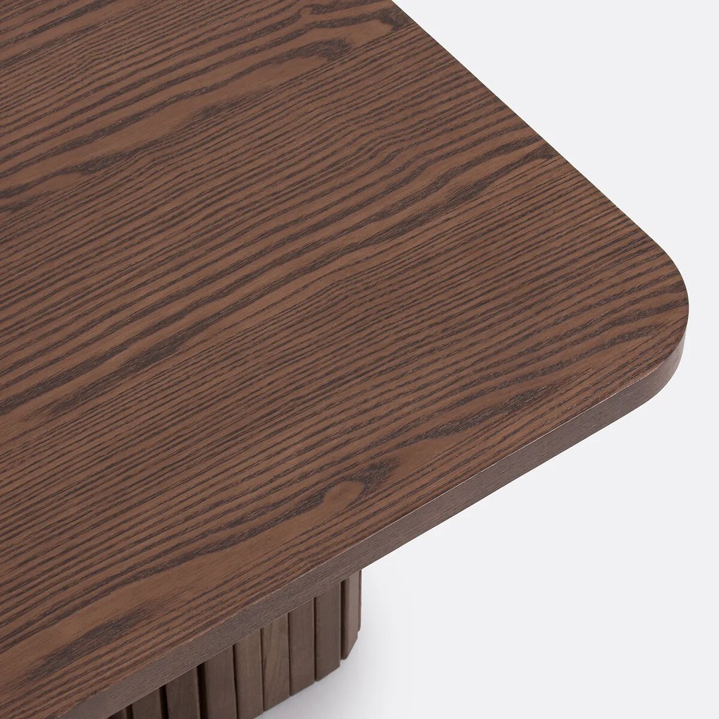 Salontafel van essenfineer, Latti