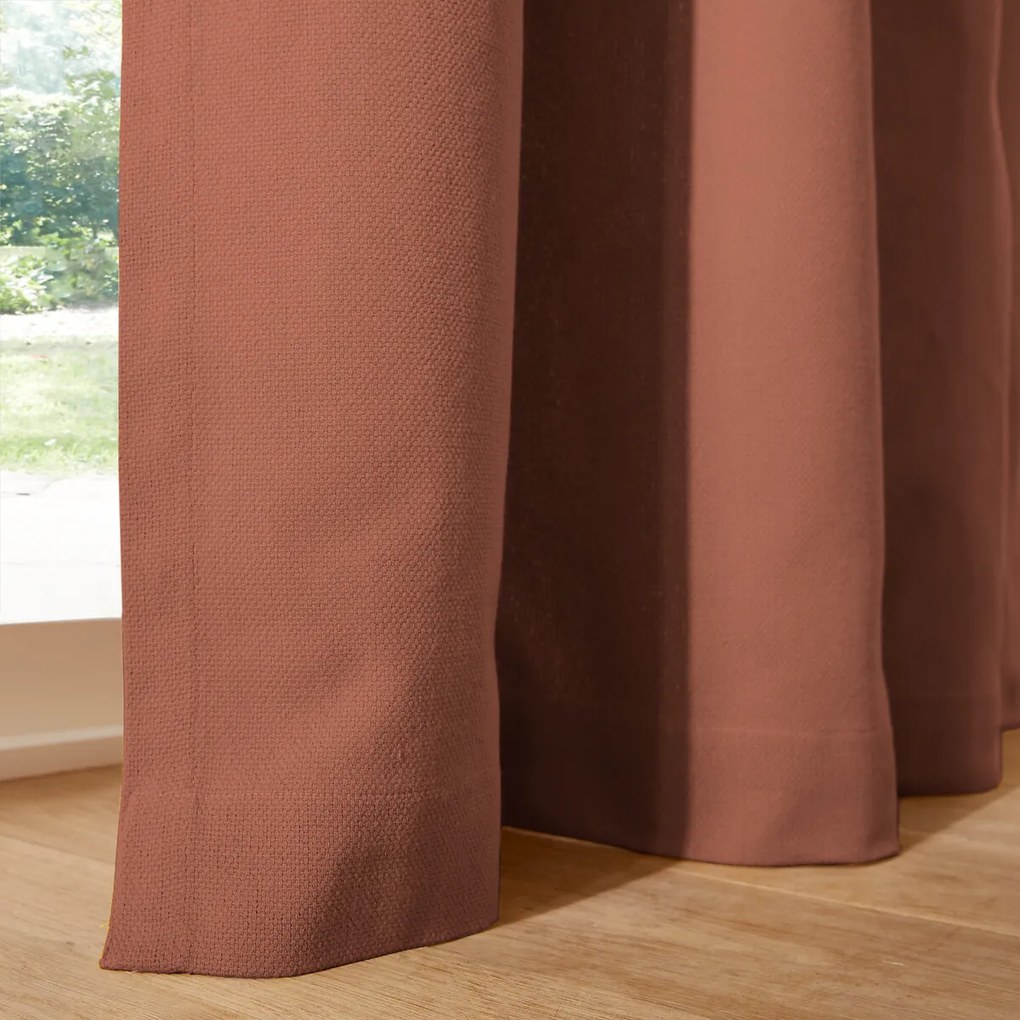 Effen oogjesgordijn van geweven katoenen Panama