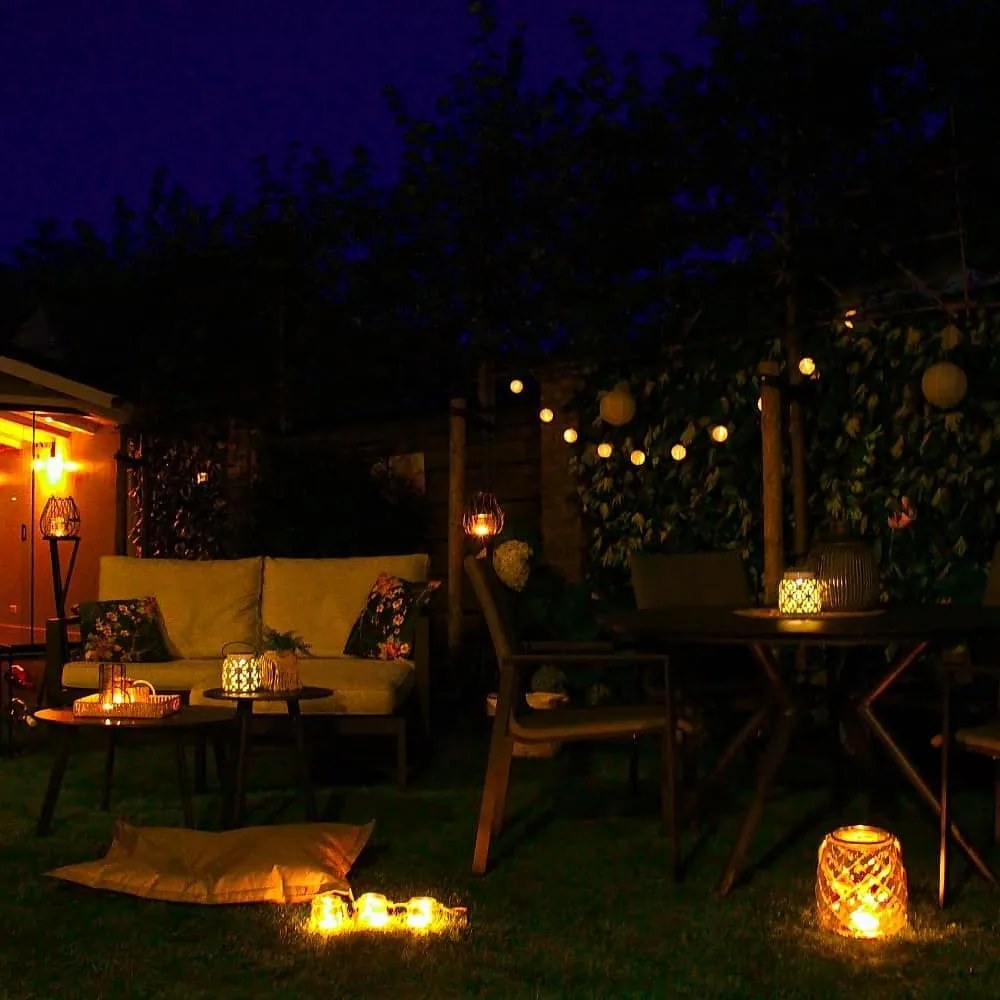 Manifesto Sora dining tuintafel ø 127cm (h:75cm)