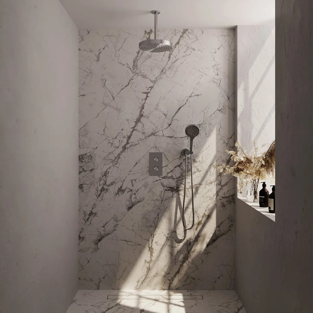 Brauer Stripe inbouw regendouche met 25cm hoofddouche, plafondarm en 3 standen handdouche set 18 RVS geborsteld PVD