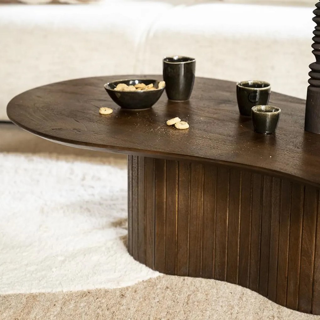 Bruine Salontafel Organische Vorm - 130 X 70cm.