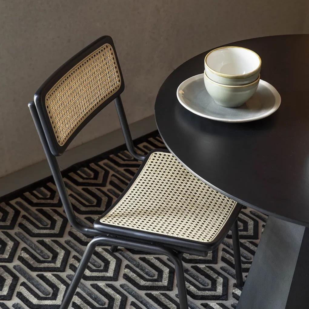 Zuiver Jort Retro Stoel Met Rotan Zwart