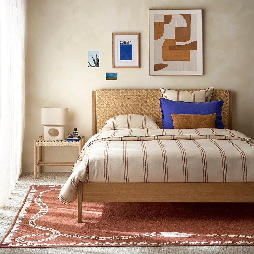 Bed met lattenbodem, eikenhout, eikenfineer en gevlochten rotan, ORA