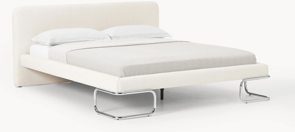 Bouclé gestoffeerd bed Olina met metalen poten