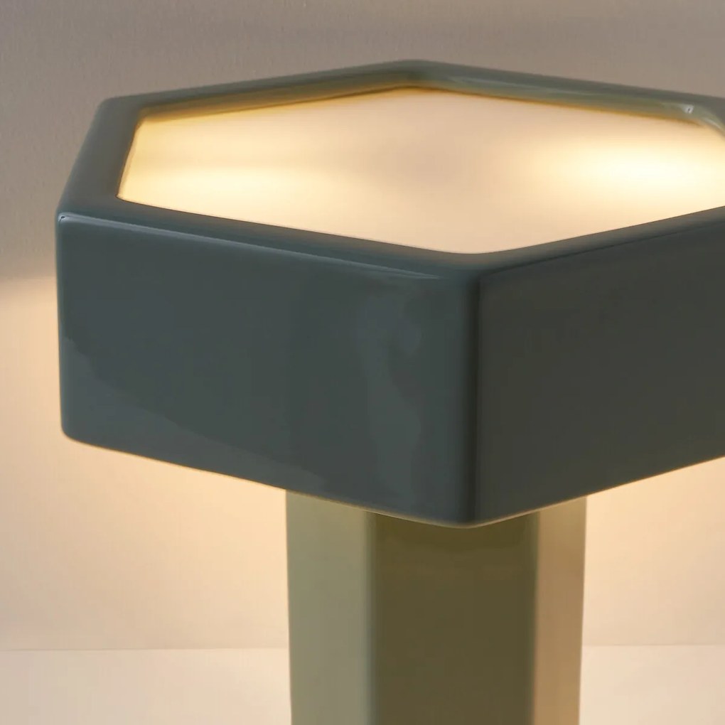 Keramische tafellamp, Acia